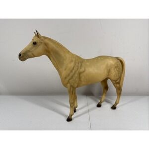 Breyer Abdullah Champion Trakehner, #817, 1989 Limited Edition Cream Grey Dots